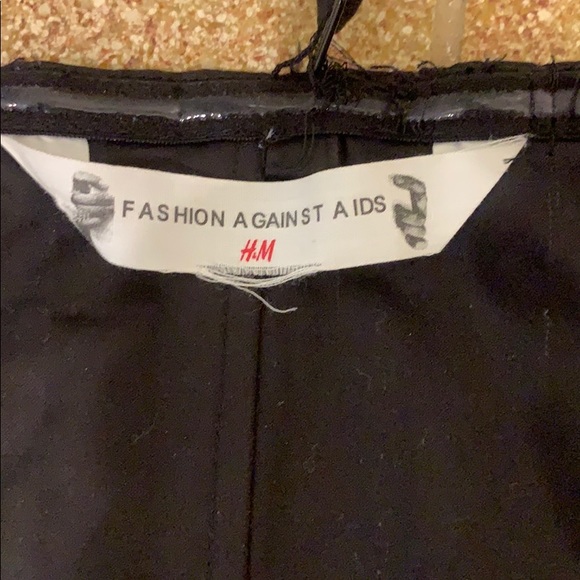 Custom rhinestone crop top - Picture 4 of 5